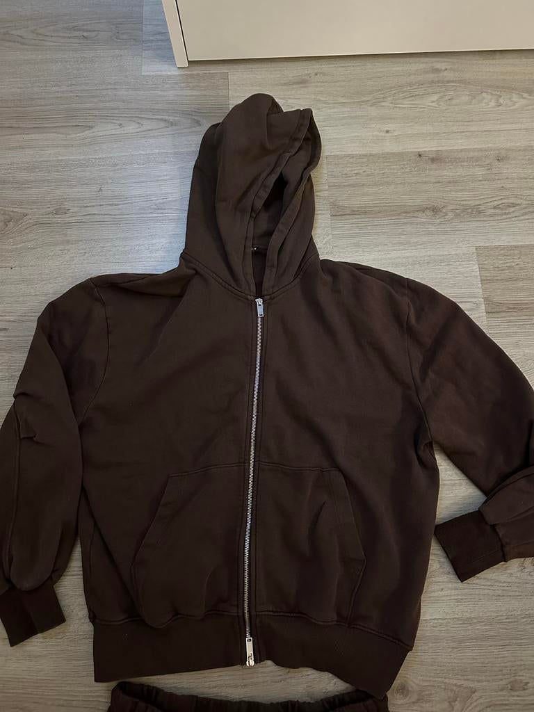 Donkerbruin Zara joggingspak, Ophalen of Verzenden, Zo goed als nieuw, Maat 38/40 (M), Bruin