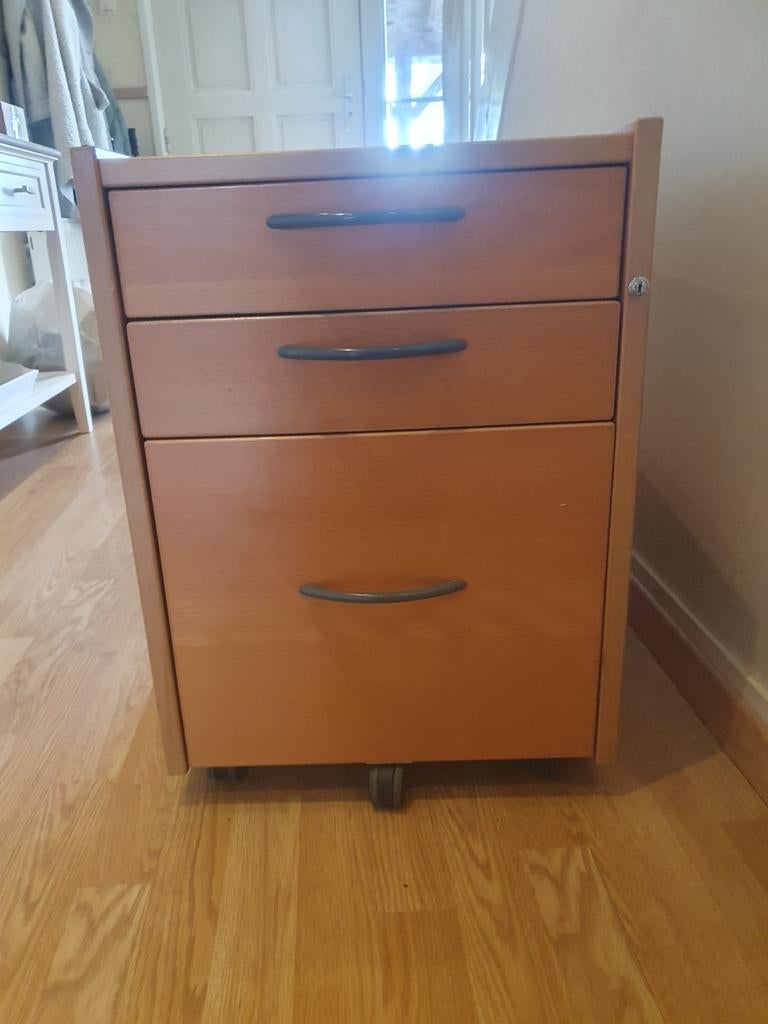 Rollade kastje, Ophalen, 25 tot 50 cm, 50 tot 100 cm, Minder dan 100 cm