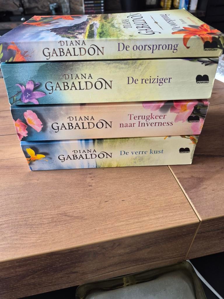 Diana Gabaldon - 4 boeken uit de Outlander serie, Boeken, Ophalen of Verzenden, Gelezen, Diana Gabaldon
