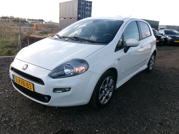 Fiat Punto Evo 0.9 TwinAir Street (bj 2014), Auto's, Fiat, Bedrijf, Te koop, Punto EVO, ABS, Airbags, Airconditioning, Alarm, Bluetooth