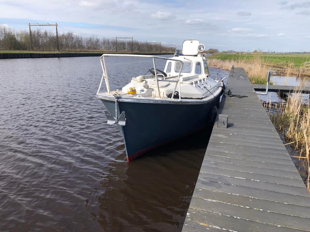 Mooie unieke Russische Patrouille boot degelijk en zuinig, 10 tot 30 pk, Gebruikt, Binnenboordmotor, Diesel