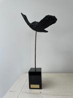 Bronzen beeldje van Simon Fortuin met titel “Fly high”., Ophalen of Verzenden