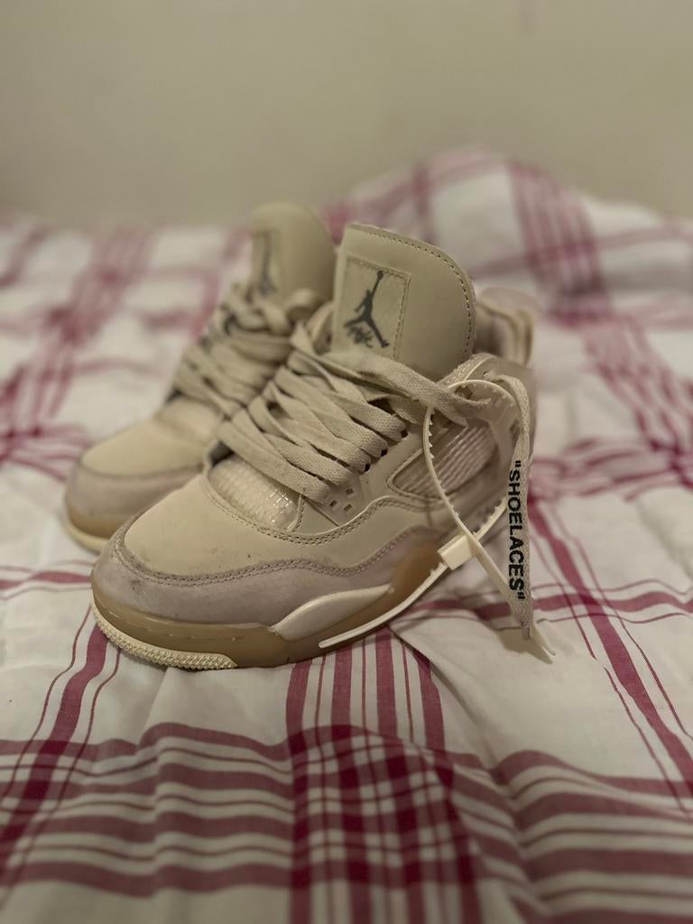 Nike air jordan 4 retro off-white sail maat 38, Ophalen of Verzenden, Zo goed als nieuw, Wit, Sneakers of Gympen