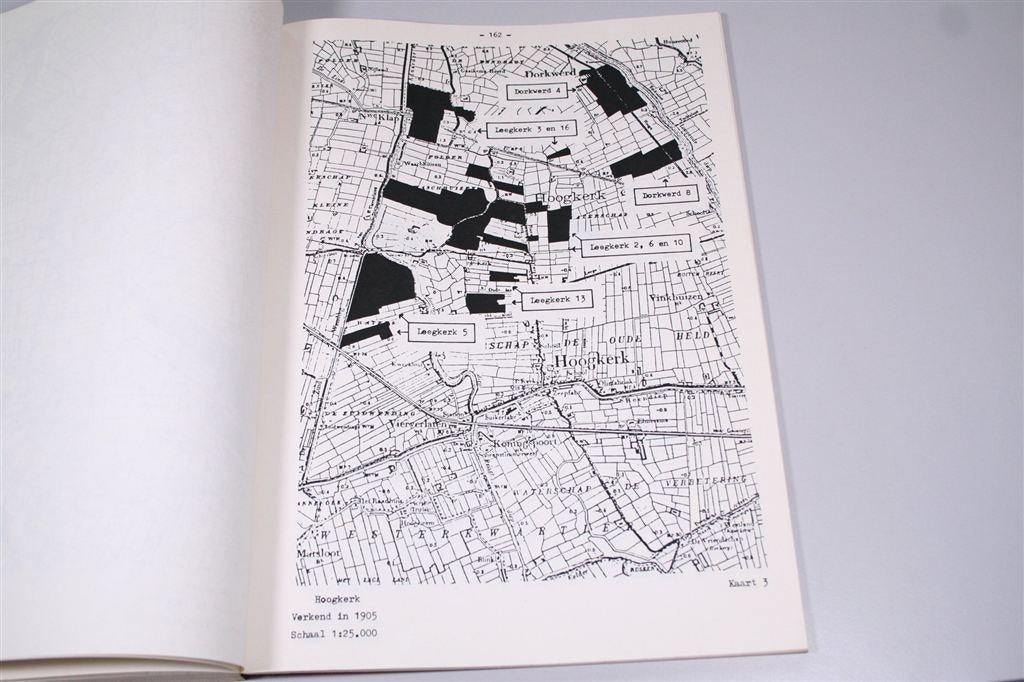 Kloosterlanderijen Hoogkerk, Leegkerk & Dorkwerd, Ophalen of Verzenden, Zo goed als nieuw