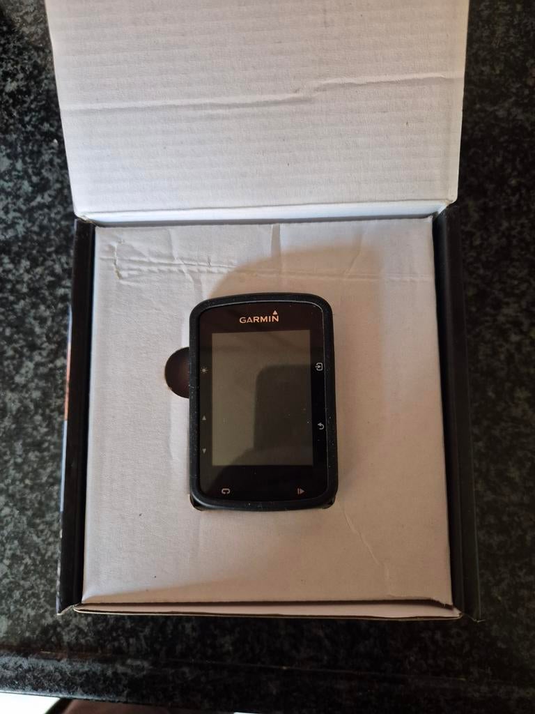 Garmin Edge 520 fietscomputer met beschermhoes, Computers en Software, Navigatiesoftware, Ophalen of Verzenden, Gebruikt