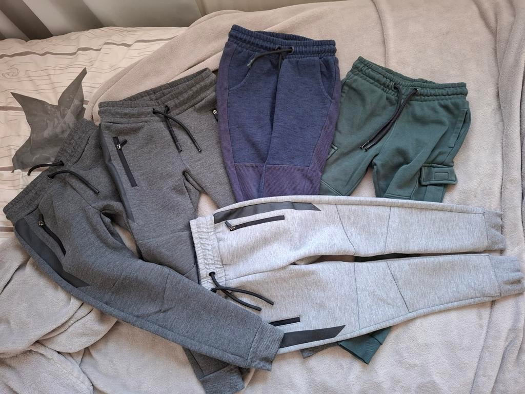 Joggings 5x mt 98/104. Zie omschrijving. Samen voor...., Kinderen en Baby's, Kinderkleding | Maat 98, Ophalen of Verzenden, Zo goed als nieuw