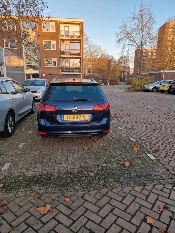 Volkswagen Golf 1.6 TDI 81KW/110PK Variant 2016 Blauw, Auto's, Volkswagen, Golf, Achteruitrijcamera, Diesel, Euro 6, D, Stationwagon