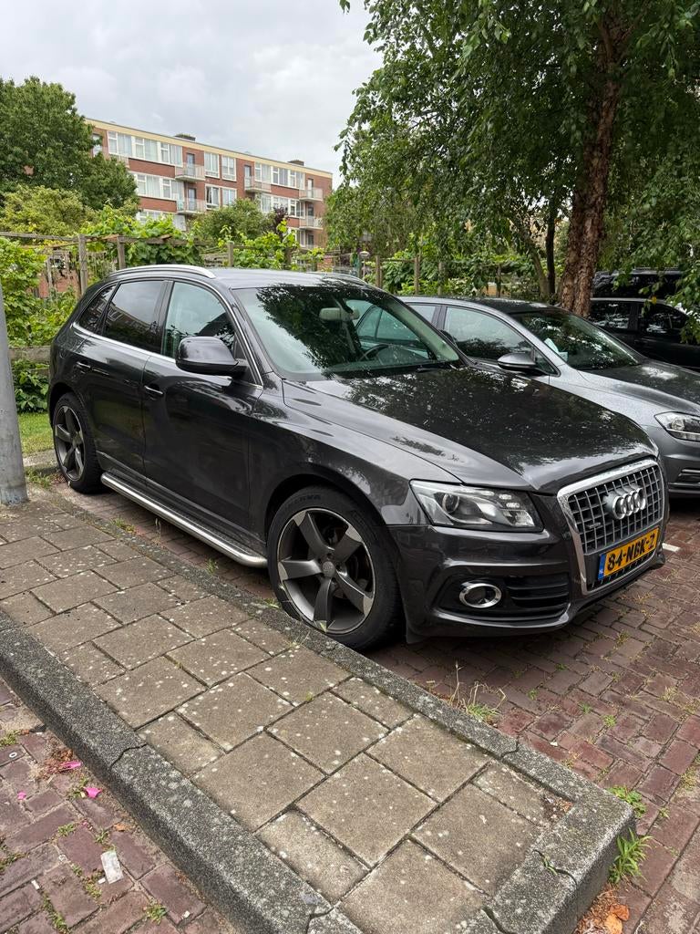 Audi Q5 2.0 Tfsi Quattro S-tronic 2010 Grijs, Auto diversen, Schadeauto's, Automaat, 1984 cc, SUV of Terreinwagen, Zilver of Grijs