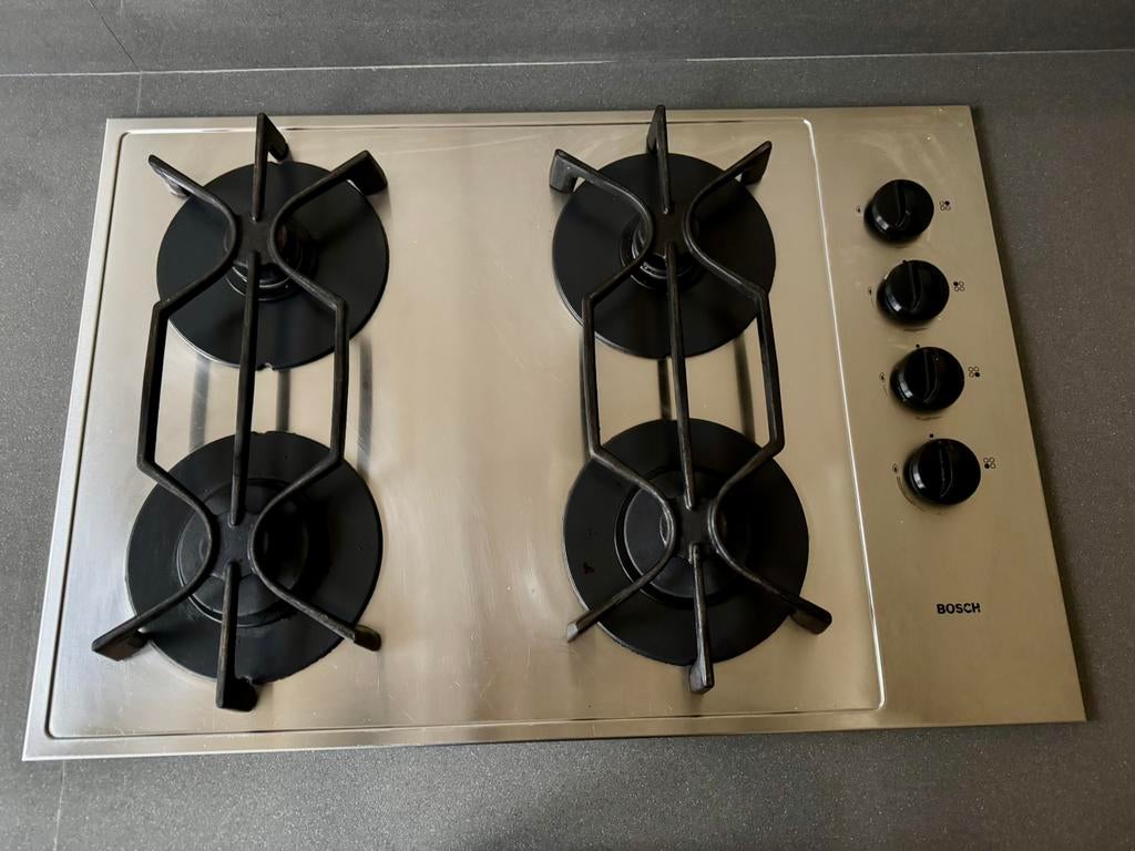 Gaskookplaat en afzuigkap Bosch, Witgoed en Apparatuur, Kookplaten, Zo goed als nieuw, Inbouw, Gas, 4 kookzones, Ophalen