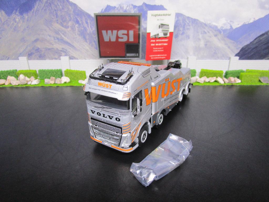 Wsi 01-4211 Wust-Co KG , Volvo FH5 Globetrotter 8x4, Ophalen, Nieuw, Bus of Vrachtwagen, Wsi