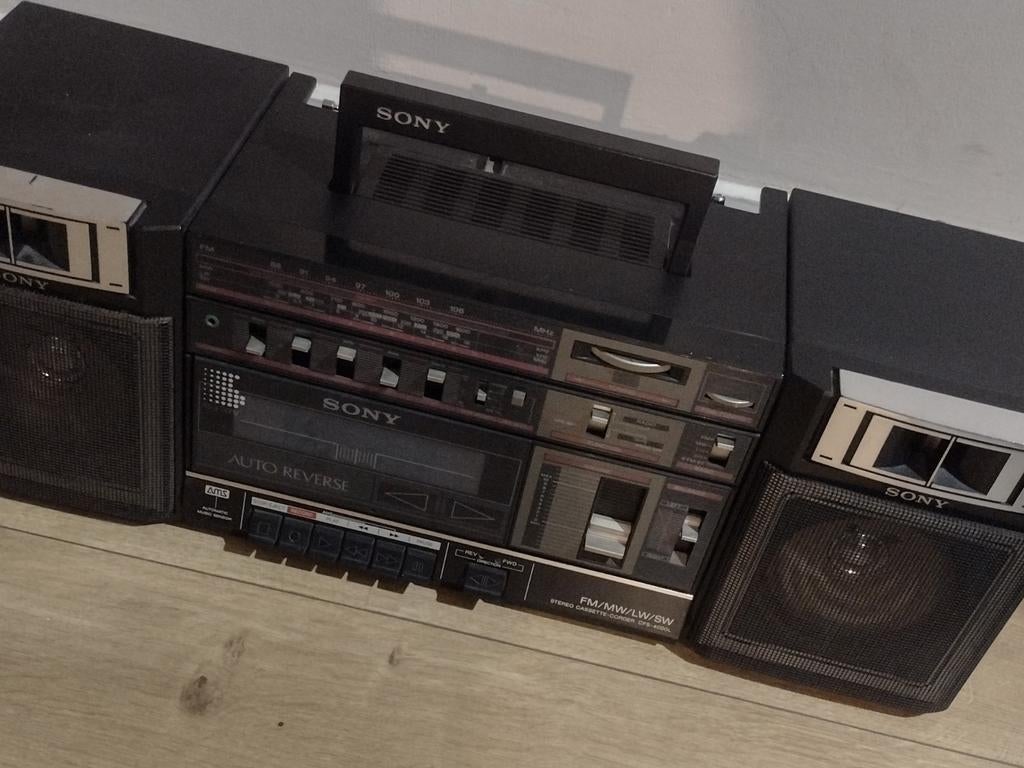 Sony CFS-4000L radio cassette-recorder, Audio, Tv en Foto, Radio's, Ophalen of Verzenden