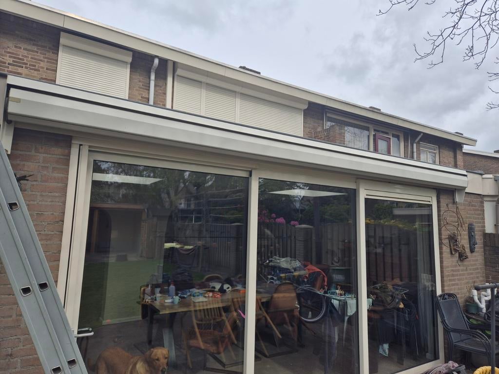 Zonnescherm luifel cassetteluifel electrisch 550cm breed, Tuin en Terras, Zonneschermen, Ophalen, Gebruikt, 450 cm of meer, Elektrisch