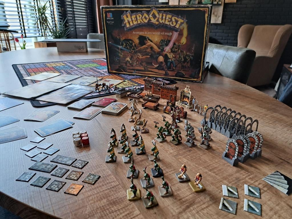 Heroquest van MB, compleet met handgeschilderde miniaturen, Hobby en Vrije tijd, Gezelschapsspellen | Bordspellen, Vijf spelers of meer