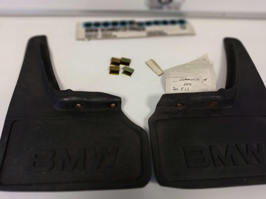 BMW E23 originele spatlappen set voor 72601887363 Nieuw, Auto-onderdelen, Niet ingevuld, Niet ingevuld, Nieuw, Ophalen of Verzenden