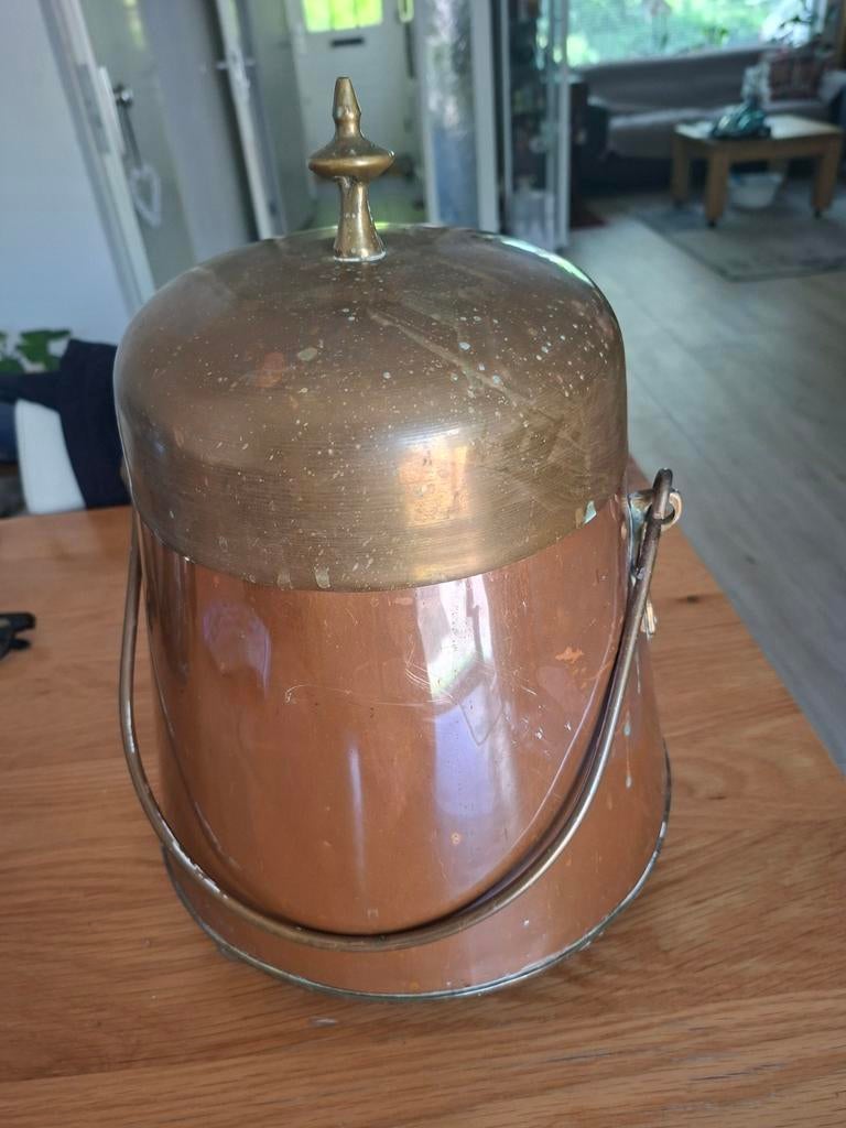 Koperen ketel, Ophalen