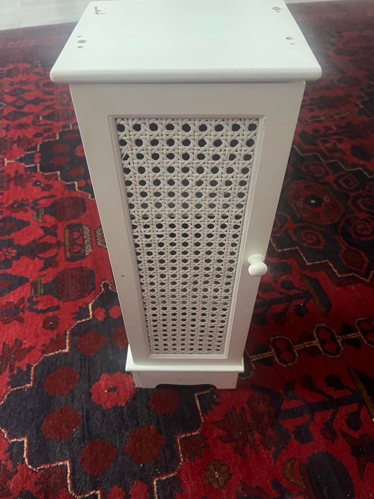 Kastje, Ophalen of Verzenden, Zo goed als nieuw