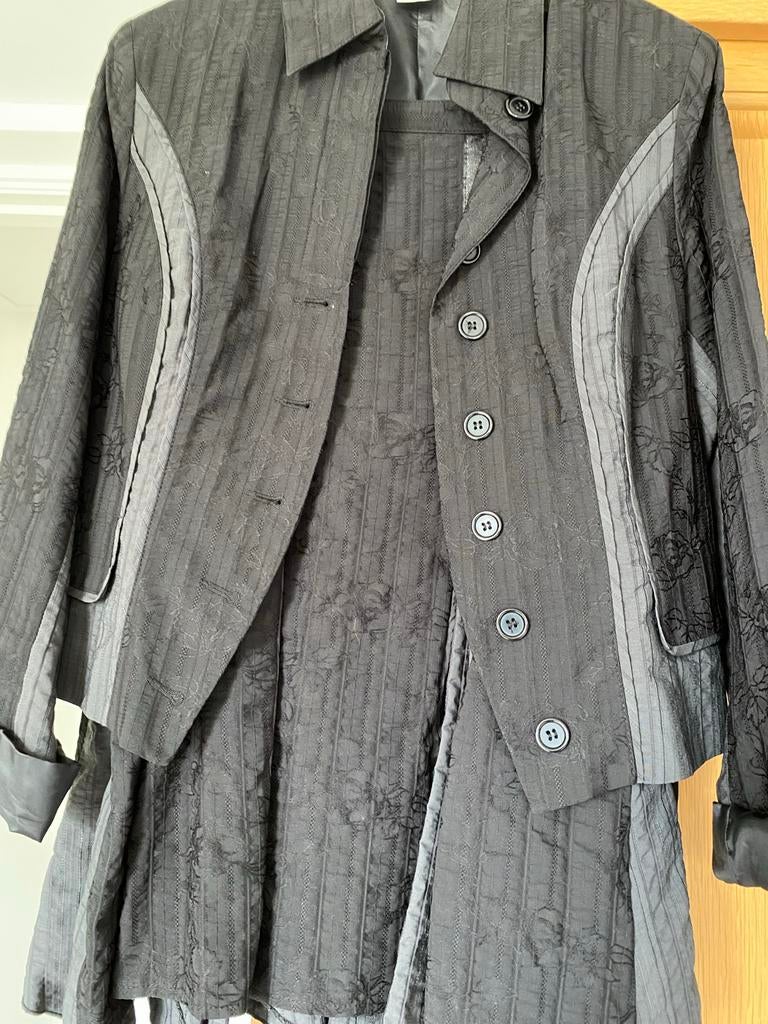 Mooie rok met blazer licht/donker grijs maat M (40), Ophalen of Verzenden, Gedragen, Maat 38/40 (M), Grijs