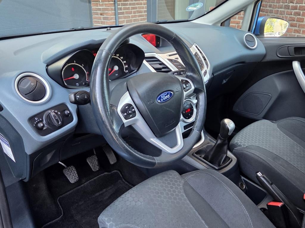 Ford Fiesta 1.6 Sport |Airco | Lm velgen | Nap, Auto's, Ford, Gebruikt, 31 €/maand, 4 cilinders, Blauw