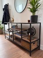 Industrieel dressoir mangohout zwart metaal 160 cm, 150 tot 200 cm, Industrieel en modern, Zo goed als nieuw, 25 tot 50 cm