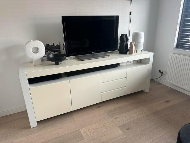 Wit dressoir Goossens, Huis en Inrichting, Kasten | Dressoirs, Gebruikt, 200 cm of meer, 25 tot 50 cm, Met lade(s), Overige materialen