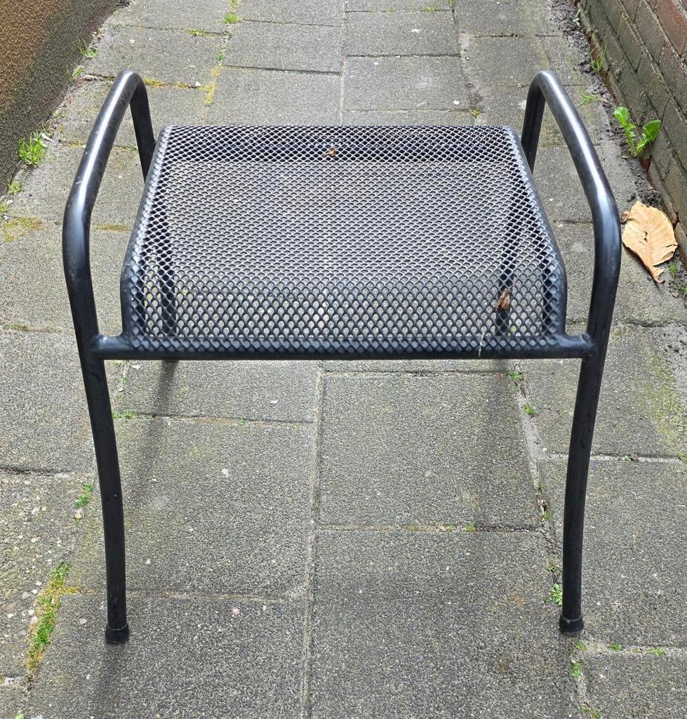 Royal garden, Ophalen, Metaal