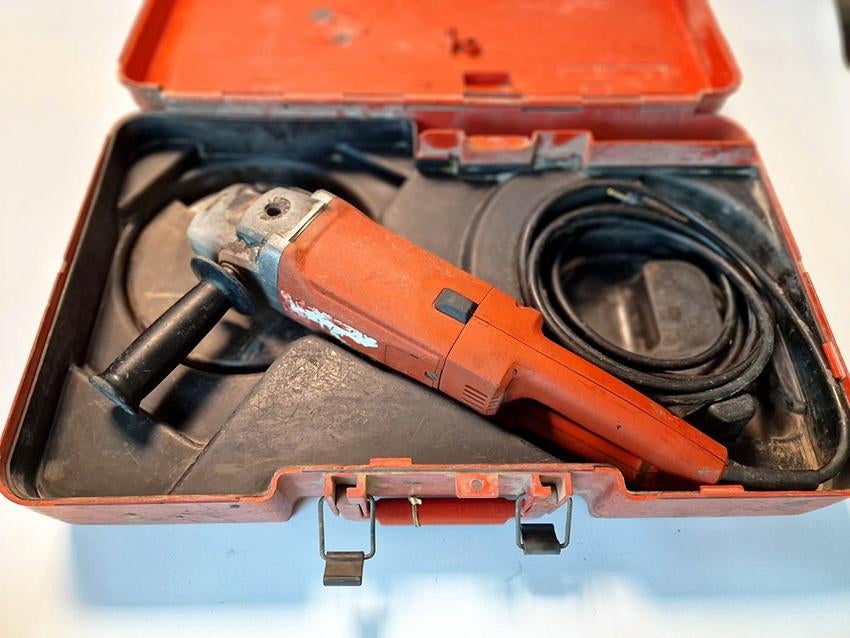 Haakse slijpmachine Hilti DC230, Doe-het-zelf en Verbouw, Gereedschap | Slijpmachines, Ophalen of Verzenden, Gebruikt, 1000 watt of meer