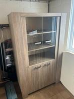 Kast en tv-meubel, Ophalen