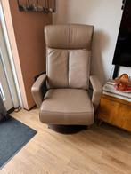 Jonge ongebruikte draaifauteuil met sta op hulp Prominent, Ophalen of Verzenden, Zo goed als nieuw, Sta op stoel, 50 tot 75 cm