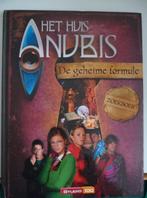 ZOEK BOEK HET HUIS ANUBIS DE GEHEIME FORMULE MET KAARTEN, Verzenden, Zo goed als nieuw, Studio 100, Fictie algemeen