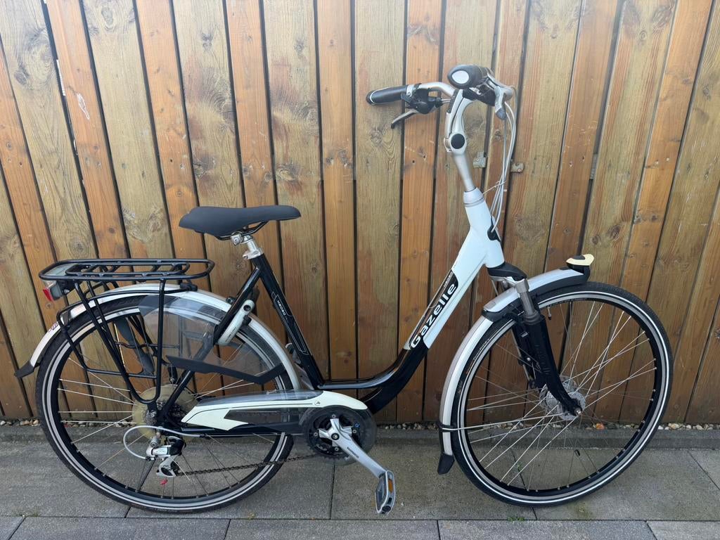 Gazelle Medeo Plus, Fietsen en Brommers, Fietsen | Dames | Damesfietsen, Ophalen, 53 tot 56 cm, Versnellingen, Zo goed als nieuw
