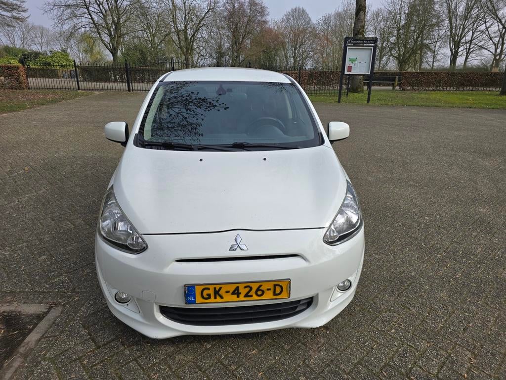 Mitsubishi Space Star 1.0 MPI 52KW 2015 Wit airco apk 03 27, Voorwielaandrijving, Stof, Wit, Origineel Nederlands