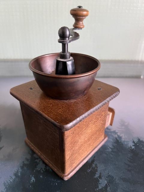 Koffiemolen Eikenhouten Hand, Antiek en Kunst, Antiek | Keukenbenodigdheden, Ophalen