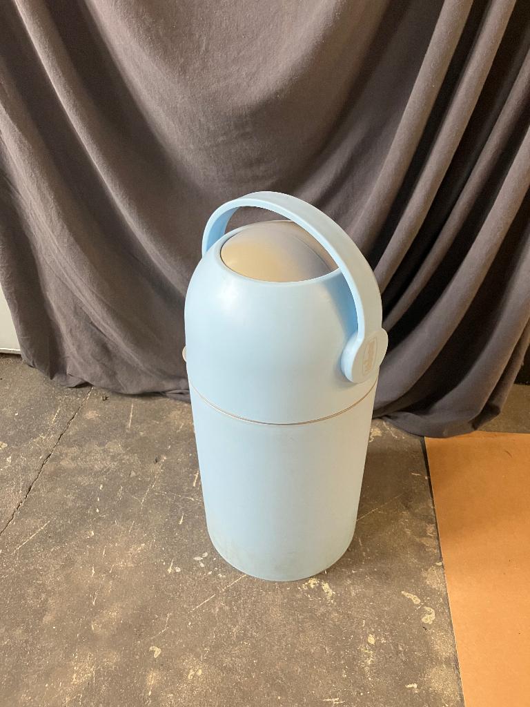 Luieremmer, Ophalen, Zo goed als nieuw, Luieremmer