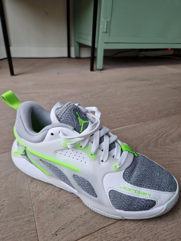 Sneakers Nike Jordan Heir Series 'Birch Heather' - Maat 37,5, Nike, Ophalen of Verzenden, Zo goed als nieuw, Sneakers of Gympen