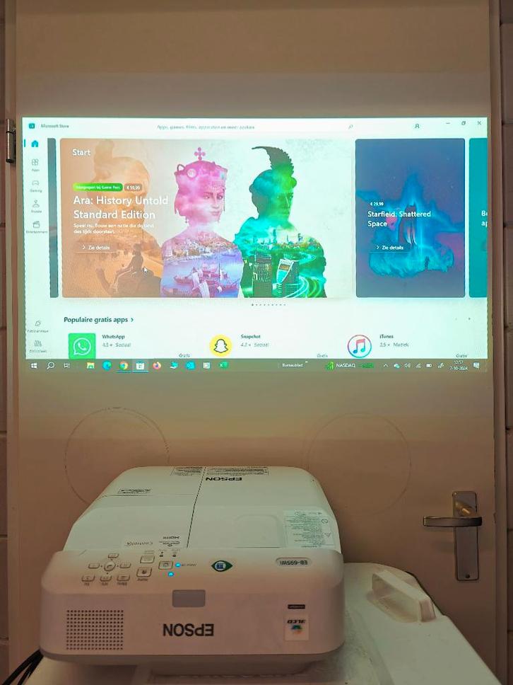 Epson EB-695 Wi, Audio, Tv en Foto, Beamers, Gebruikt, LCD, Overige resoluties, Ophalen