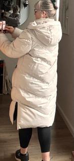 Dikke winterjas - Zo goed als nieuw, Kleding | Dames, Ophalen of Verzenden, Zo goed als nieuw, Maat 38/40 (M), Beige