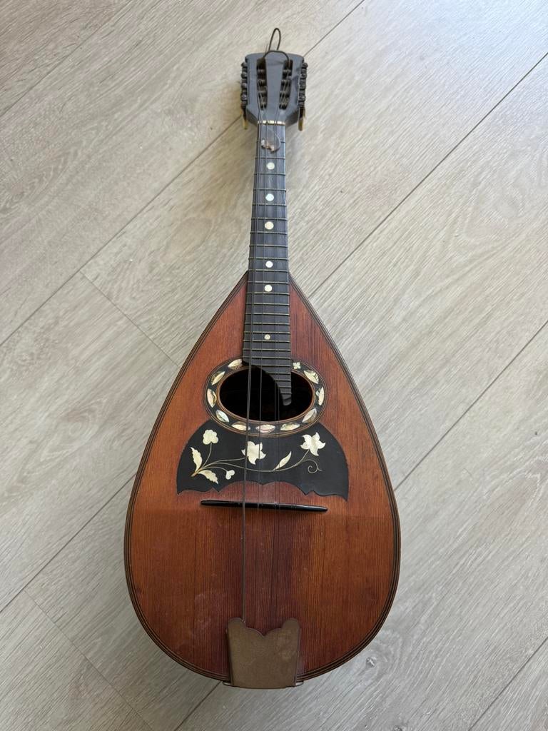 Vintage mandoline, bolle achterkant, decoratief & speelbaar, Ophalen, Zo goed als nieuw