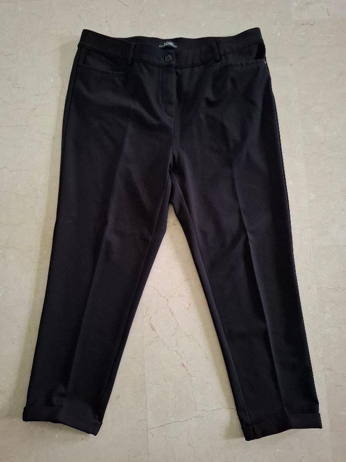 Zeer mooie zwarte pantalon, Kleding | Dames, Broeken en Pantalons, Zo goed als nieuw, Maat 42/44 (L), Zwart, Lang, Ophalen of Verzenden