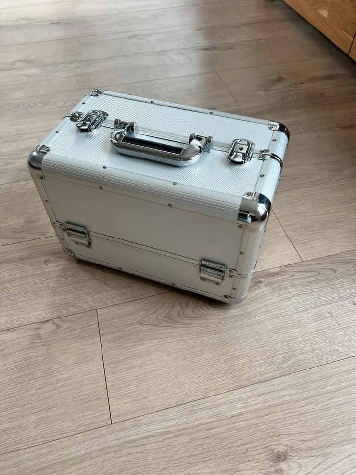 Beauty / Make-up / Visagie Case, Sieraden, Tassen en Uiterlijk, Beautycases, Zo goed als nieuw, Hardcase, Overige kleuren, Met spiegeltje(s)