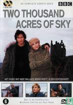 Two thousand acres of sky (Gartland / Fullarton) *1e serie*, Vanaf 6 jaar, Ophalen of Verzenden, Zo goed als nieuw