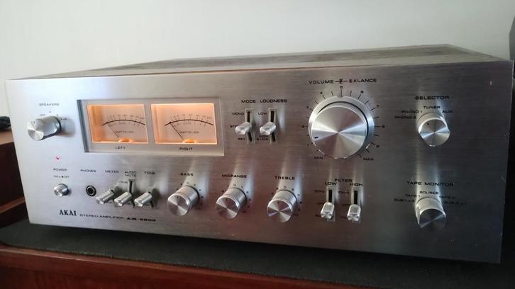 Akai AM-2800 versterker TE KOOP, Audio, Tv en Foto, Versterkers en Receivers, Zo goed als nieuw, 60 tot 120 watt, Overige merken