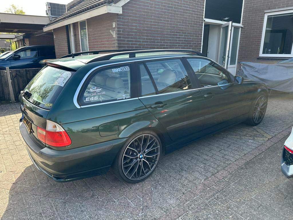 BMW 3-Serie 2.2 I 320 Touring AUT 2001 Groen, Auto's, Achterwielaandrijving, 1440 kg, Stationwagon, Particulier