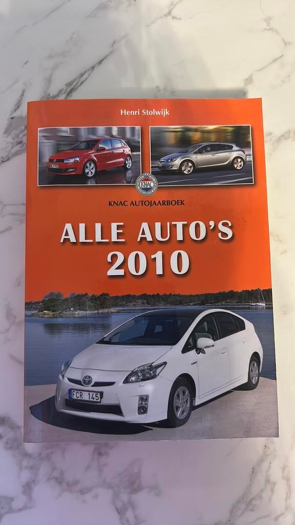 KNAC Autojaarboek Alle auto’s 2010, Boeken, Ophalen of Verzenden, Zo goed als nieuw, Algemeen