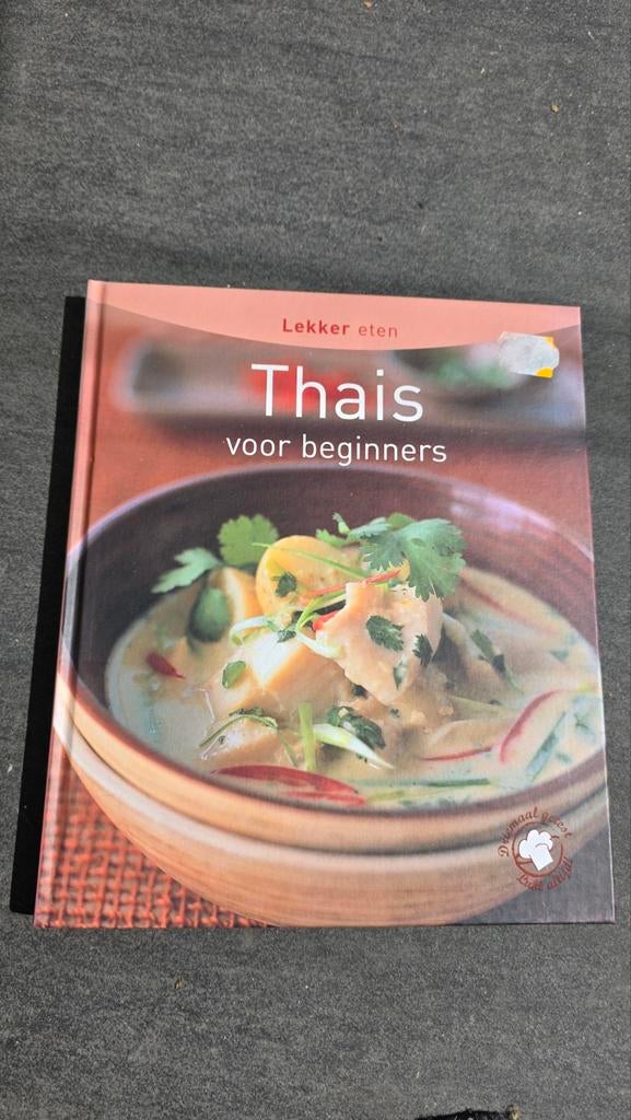 Lekker eten Thais voor beginners kookboek, Onbekend, Azië en Oosters, Hoofdgerechten, Ophalen of Verzenden