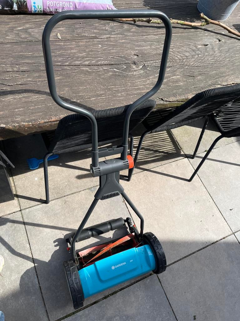 Gardena 330 Handgrasmaaier - gebruikt, Tuin en Terras, Grasmaaiers, Gebruikt, Handgrasmaaier, 30 t/m 39 cm, Kooimesmaaier, Ophalen