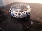 ANTIEKE BLAUW DELFTS POT met ANTIEK HOLLANDS ZILVER I.Z.G.ST, Antiek en Kunst, Antiek | Goud en Zilver, Ophalen of Verzenden, Zilver
