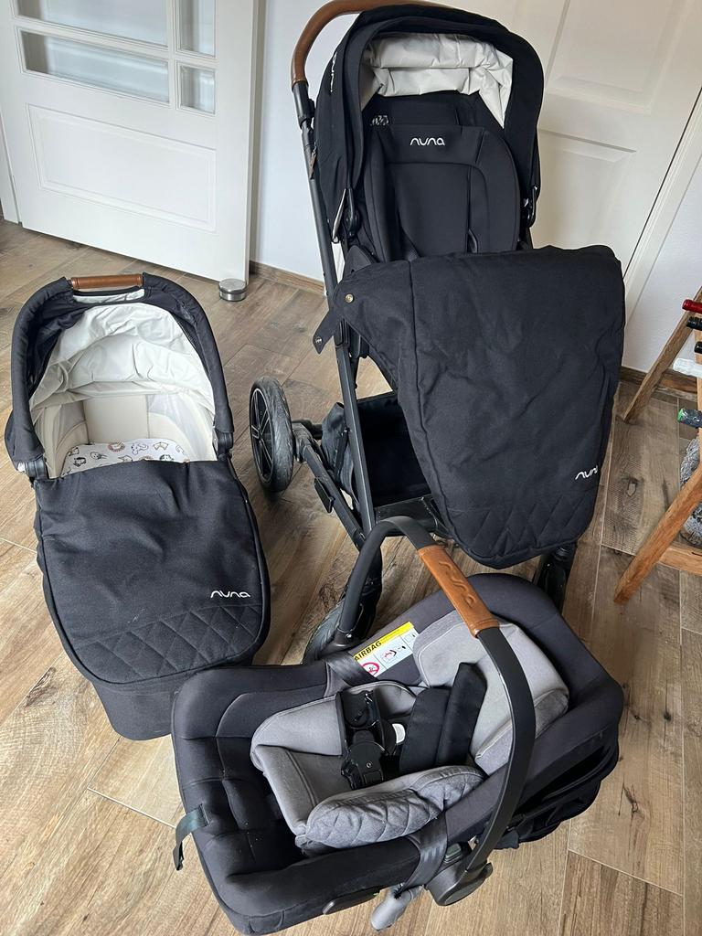 Nuna kinderwagen set: Maxicosi, kinderwagen en reiswieg, Ophalen, Gebruikt