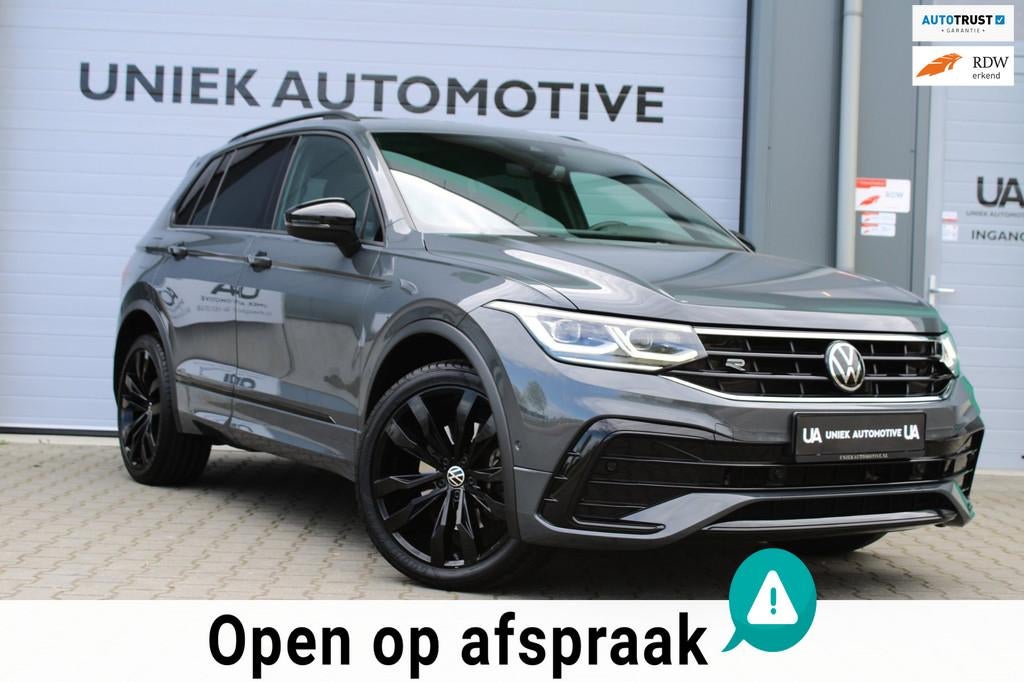Volkswagen Tiguan 1.4 TSI eHybrid 245PK | R LINE | BLACK STY, Auto's, 1716 kg, Gebruikt, Zwart, 4 cilinders