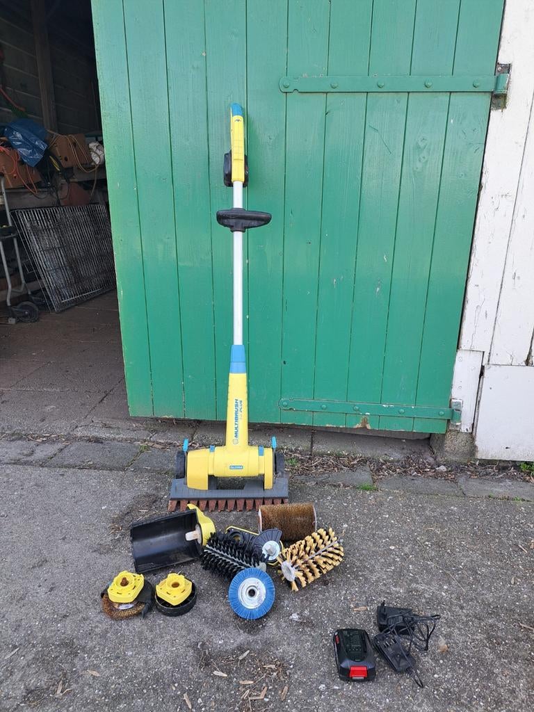 Gloria trimmer + accessoires en Bosch accu's, Tuin en Terras, Ophalen, Gebruikt, Accu, Gloria