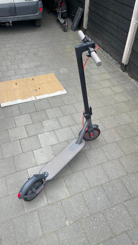 Elektrische step, Ophalen of Verzenden, Zo goed als nieuw, Elektrische step (E-scooter)
